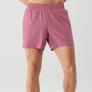 Alo - 5" Adapt Running Shorts - Small - Pink